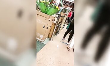 Latina Princess Caught in Candid Supermarket Donk