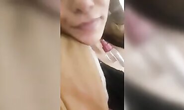 Generoso Escote: Amateur POV Softcore
