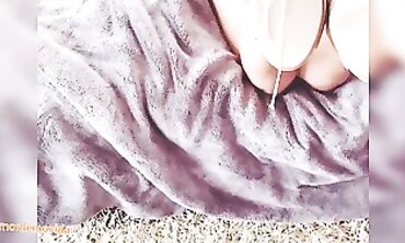 Beauty's Cutie Legs and Soles Get Covered in Cock Juice