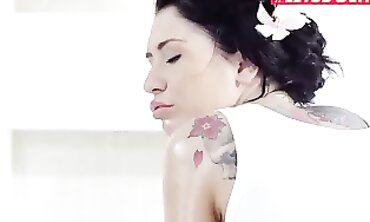 Russian Masseuse Erika Belluci's Insatiable Massage Hookup