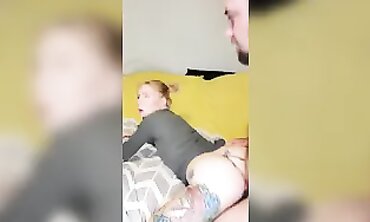 Redhead MILF Mom Juggles on Daddy's Beefstick