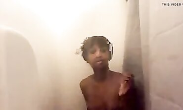 African Babyyy K Showers Off on Webcam