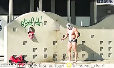 Hilarious Shampoo Prank 7: Busty Milf in Bikini