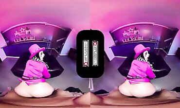 VRCosplayX Uncontrollable Moxxi Glides your Hard-on inbetween her Good-sized Mounds