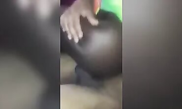 Hot Ebony Beauty in Amateur POV Scene