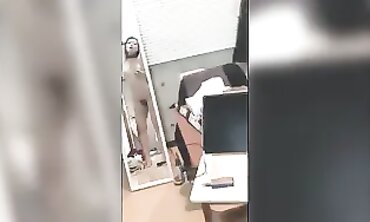 Korean 19yo Senior Gives Blowjob and Doggystyle to Boyfriend