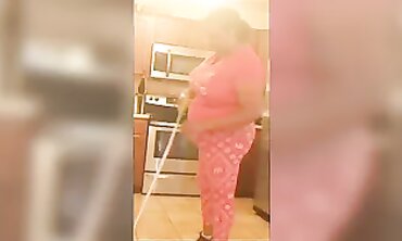 Voyeur Captures Busty Black Aunt With Huge Tits