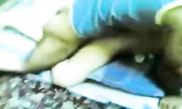Hijab-Wearing Lebanese MILF Takes an Anal Humping