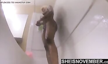 Extreme Close-up Black Babe Takes It In The Shower