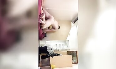 British MILF Cuckold Fiancee Gives Amateur Blowjob