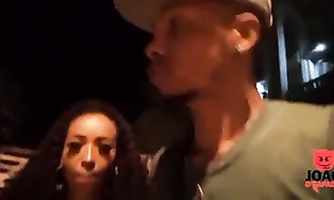 Amateur Lovers Have Hardcore Sex on the Street