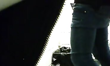 Outdoor Voyeur: Tom Catches a Steamy Towheaded Mom on the Toilet