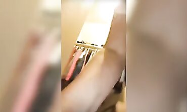 19-Year-Old Amateur Girl Live on Periscope
