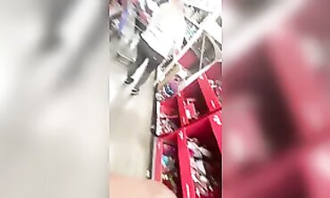 Drizzle Compilation: Thicc White Babe With A Phat Ass