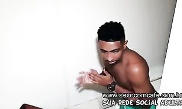 Honey's Fiance Gets Drilled By A Mate After Calling Two