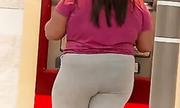 5 Minutes of Supah Luxurious Bum