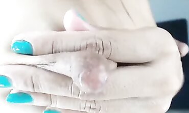 XXL White Nips