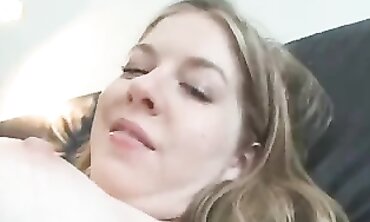 American Babe Gets Creampie From Yankee Tramp