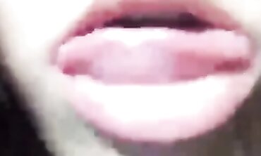 Webcam Session 047: Solo Fingering and Masturbation Fun