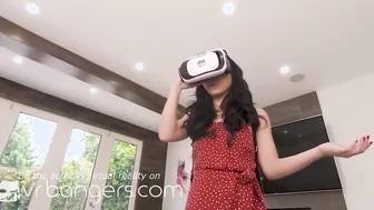 Jasmine Grey: Petite Asian Girlfriend VR Blowjob & Cowgirl Sex
