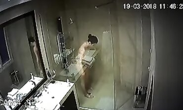 Voyeur Captures Lady Showering in Airbnb Bathroom