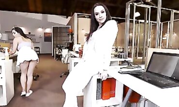 Alexa Grace, Chanel Preston & Valentina Nappi POV Foursome