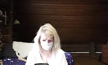 Webcam Model Shows Off Her Huge Boobs And Gives An Epic Blowjob