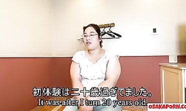 Plumper Nagisa Shows Off Her Lush Body and Big Ass