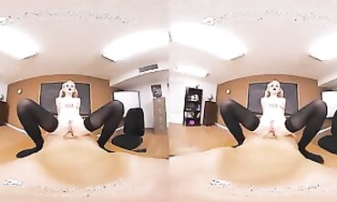 Petite Blonde Lola Fae Gets Anal and Blowjob in VR
