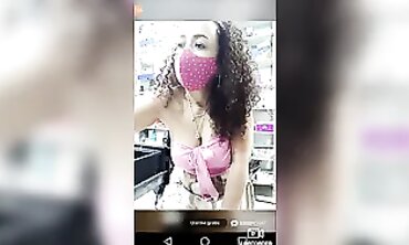 Madura Arrecha En La Farmacia HARD-CORE