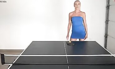 Nach dem Tischtennis: Anal-Sex mit großen Brüsten
