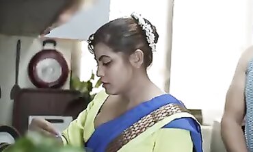 Spectacular Kamvali Bai Gets Fucked in the Kitchen