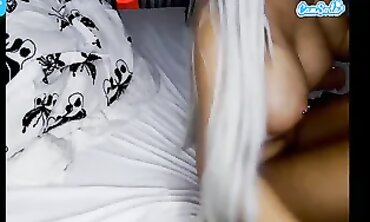 Sexy Latina Milf Orgasm and Squirt