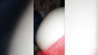 Latina Mom Offers Her Ass for a Christmas Creampie
