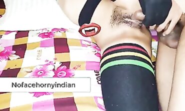 Indian Amateur Brunette Gets Hardcore Shagged by Boyfriend