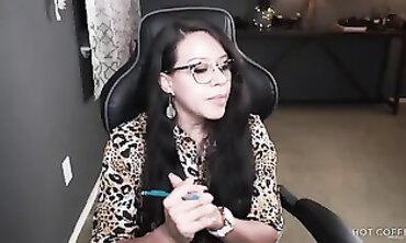 Latina MILF Professor Gets Banged After Lecturer Leaves College