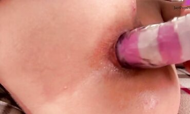 Inna Sirina and Alisa Eat Pussy and Love Every Lick