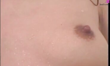 Asian Beauty Gets Fucked by Her Man