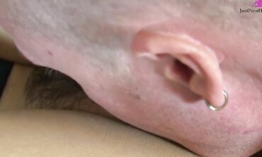 Bow Gets Her Teen Thai Hole Plowed