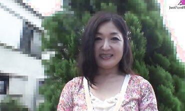 J-Granny Chiyo Yamabe Shows Off Very Hairy Pussy All Creampie Soaked