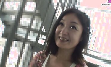 J-Granny Chiyo Yamabe Shows Off Very Hairy Pussy All Creampie Soaked