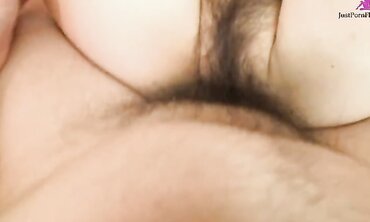 Mature Asian brunette with very hairy pussy Makiko Nakane having fun with a guy