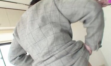 Mature Asian brunette with very hairy pussy Makiko Nakane having fun with a guy