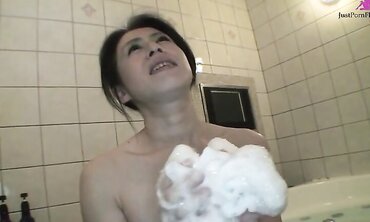 J-Granny Nobuko Tachikawa Shows Off Pink Pussy Between Hairy Creampie Lips