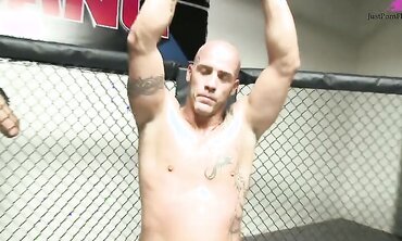 Sexy blonde Jessica Moorev fucked with MMA fighter