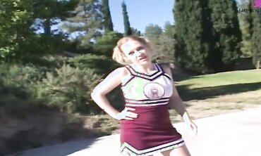 Cute Blonde Cindy Loo Gets Fucked in Her Tight Pussy