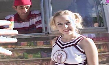 Cute Blonde Cindy Loo Gets Fucked in Her Tight Pussy