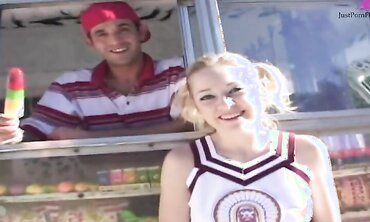 Cute Blonde Cindy Loo Gets Fucked in Her Tight Pussy