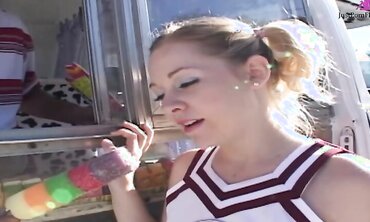 Cute Blonde Cindy Loo Gets Fucked in Her Tight Pussy