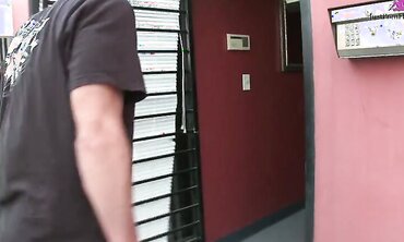 Jessica Lynn Has The Hook Up Thanks To Her Big Tits